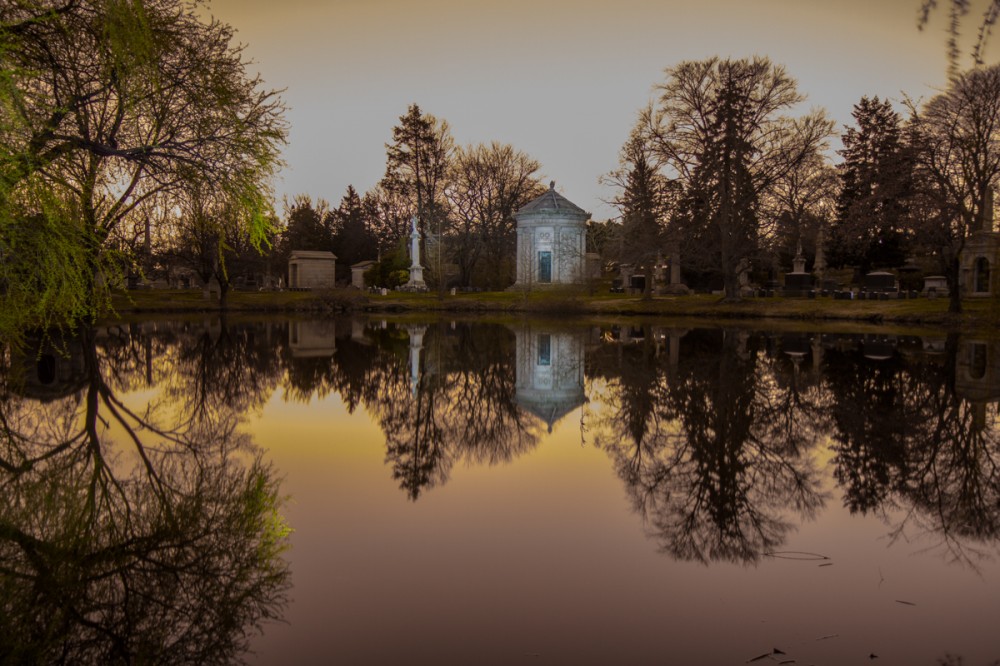 Woodlawn Cemetery Photo by Peter Nagy