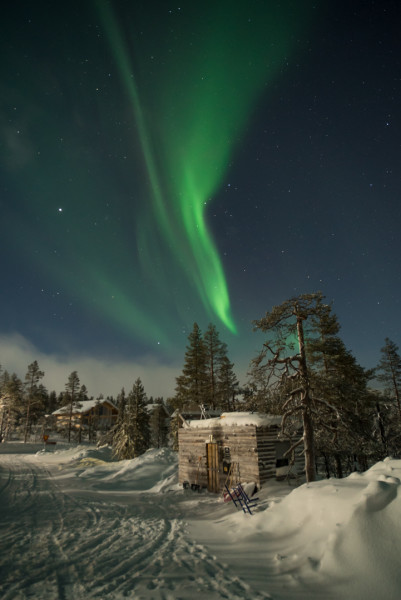 The Aurora Strikes Back ~ Sony A7s w/Zeiss 21mm 2.8 lens ~  4s at f/5.6 ~ ISO 3200